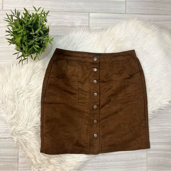 One 5 One Brown Button Down Skirt - Picture 1 of 8